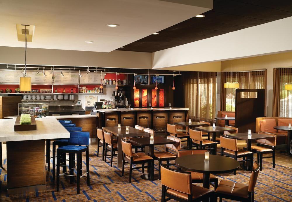 Отель Courtyard By Marriott Atlanta Executive Park/Emory Экстерьер фото