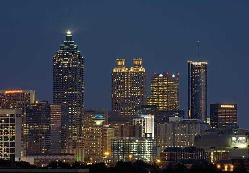 Отель Courtyard By Marriott Atlanta Executive Park/Emory Экстерьер фото