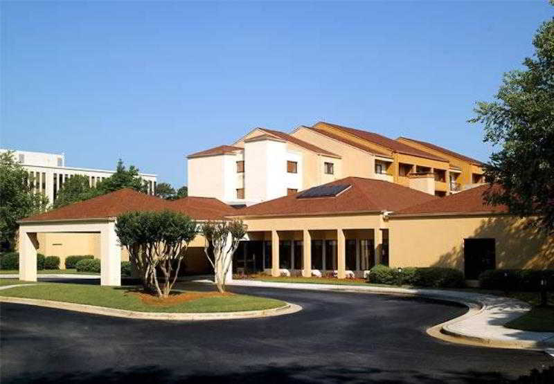 Отель Courtyard By Marriott Atlanta Executive Park/Emory Экстерьер фото