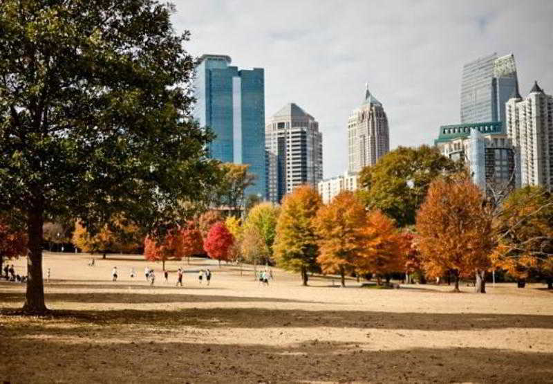 Отель Courtyard By Marriott Atlanta Executive Park/Emory Экстерьер фото