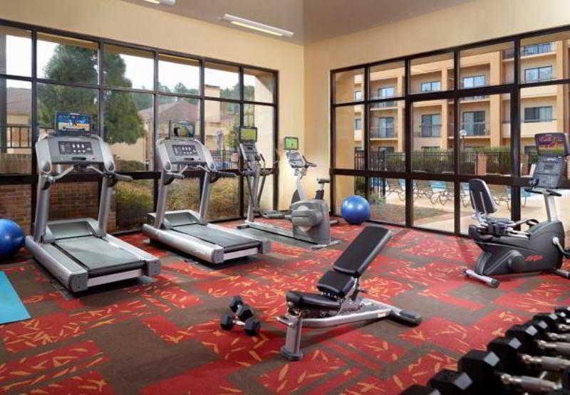 Отель Courtyard By Marriott Atlanta Executive Park/Emory Экстерьер фото